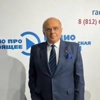 Komsomolskaya Pravda published a traditional radio interview with Academician A.S. Zapesotsky.